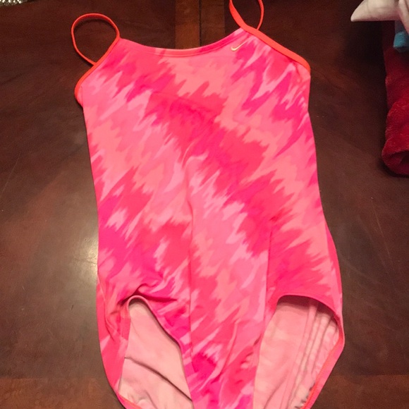 Bathing suit - Picture 1 of 4